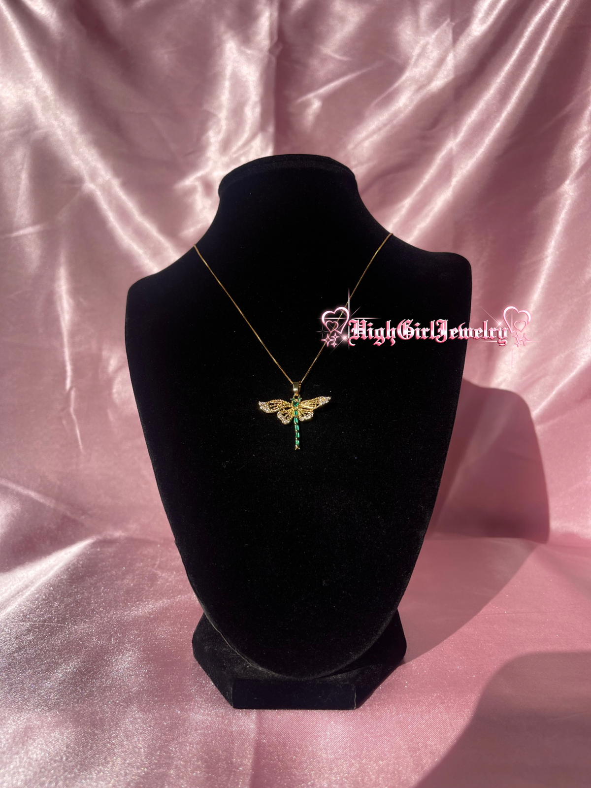 Emerald Dragonfly Necklace♡